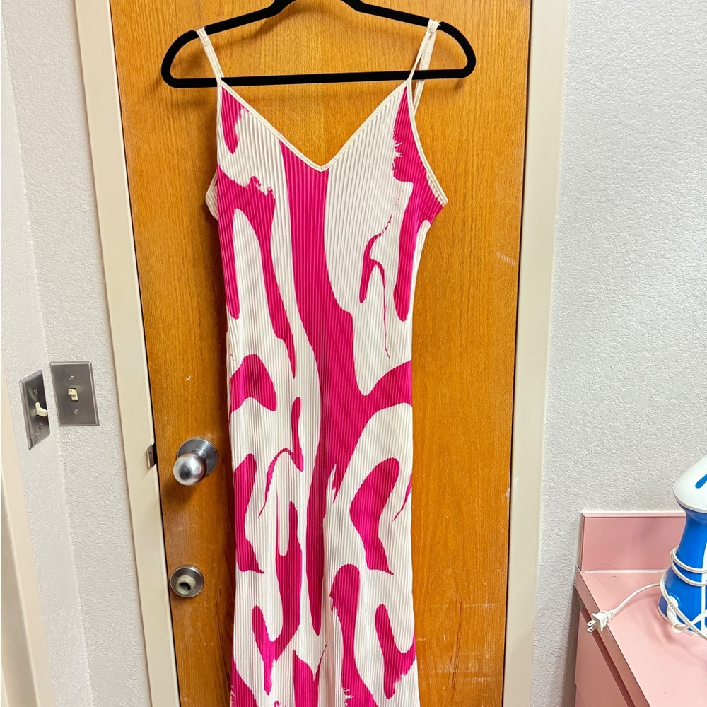 Stylish Pink and White Women's Dress